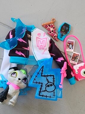 Mattel Monster High G3 Reboot Frankie Stein Doll 2022 Replacement Accessories
